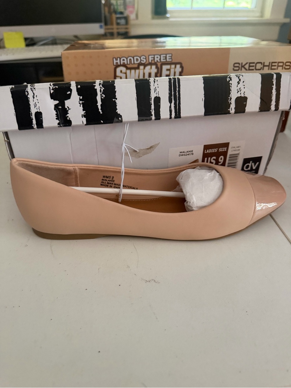 DV by Dolce Vita Women’s Malanie Slip On Flat Shoes Taupe Size 9 M US